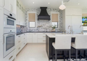 17 Laiki Place,Kailua,Hawaii,96734,7 Bedrooms Bedrooms,6 BathroomsBathrooms,Single family,Laiki,18269760