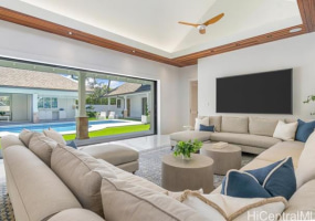 17 Laiki Place,Kailua,Hawaii,96734,7 Bedrooms Bedrooms,6 BathroomsBathrooms,Single family,Laiki,18269760