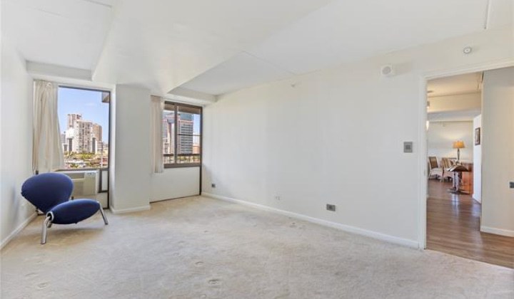 2333 Kapiolani Boulevard,Honolulu,Hawaii,96826,2 Bedrooms Bedrooms,2 BathroomsBathrooms,Condo/Townhouse,Kapiolani,8,18270861