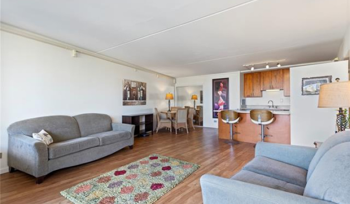 2333 Kapiolani Boulevard,Honolulu,Hawaii,96826,2 Bedrooms Bedrooms,2 BathroomsBathrooms,Condo/Townhouse,Kapiolani,8,18270861