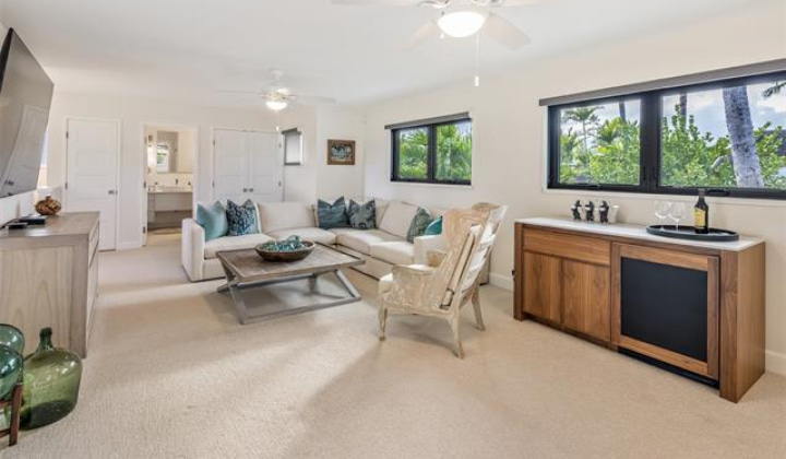 200 Kalaheo Avenue,Kailua,Hawaii,96734,4 Bedrooms Bedrooms,4 BathroomsBathrooms,Single family,Kalaheo,18271227