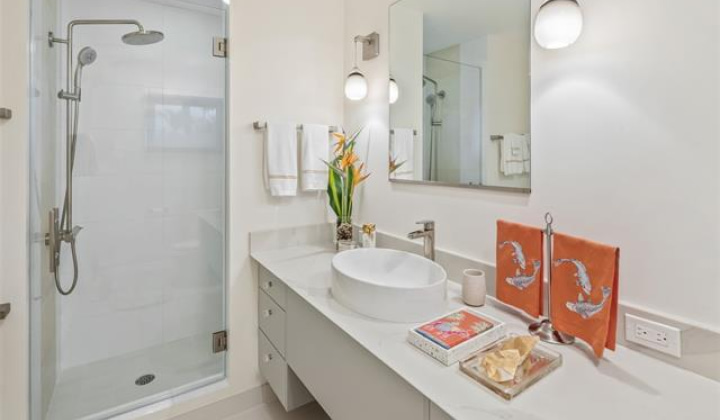 200 Kalaheo Avenue,Kailua,Hawaii,96734,4 Bedrooms Bedrooms,4 BathroomsBathrooms,Single family,Kalaheo,18271227