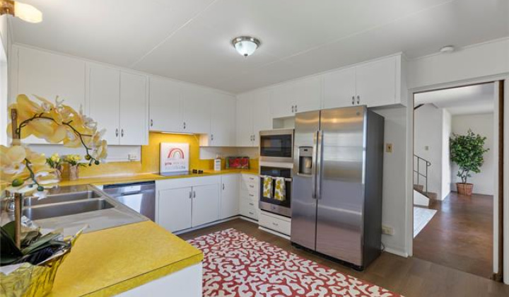 2326 Sonoma Street,Honolulu,Hawaii,96822,5 Bedrooms Bedrooms,4 BathroomsBathrooms,Single family,Sonoma,18271471