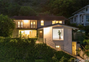2326 Sonoma Street,Honolulu,Hawaii,96822,5 Bedrooms Bedrooms,4 BathroomsBathrooms,Single family,Sonoma,18271471
