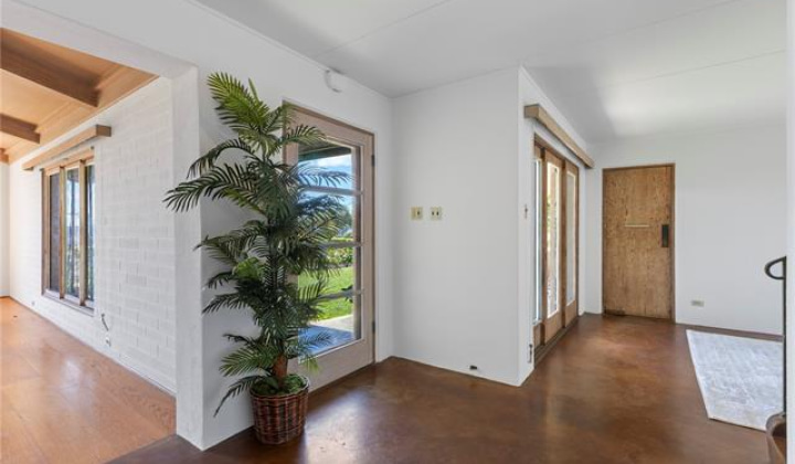 2326 Sonoma Street,Honolulu,Hawaii,96822,5 Bedrooms Bedrooms,4 BathroomsBathrooms,Single family,Sonoma,18271471