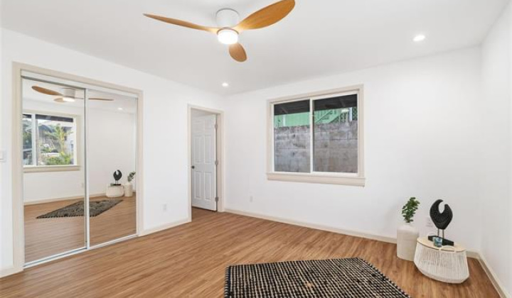 1582 Laulani Street,Honolulu,Hawaii,96819,3 ベッドルーム ベッドルーム,2 バスルームバスルーム,一戸建て,Laulani,18271517