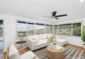 1582 Laulani Street,Honolulu,Hawaii,96819,3 ベッドルーム ベッドルーム,2 バスルームバスルーム,一戸建て,Laulani,18271517