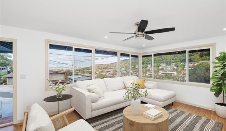 1582 Laulani Street,Honolulu,Hawaii,96819,3 ベッドルーム ベッドルーム,2 バスルームバスルーム,一戸建て,Laulani,18271517