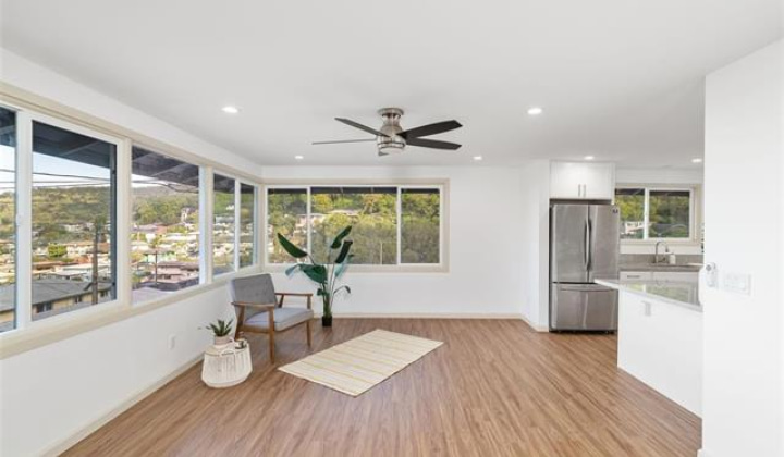 1582 Laulani Street,Honolulu,Hawaii,96819,3 ベッドルーム ベッドルーム,2 バスルームバスルーム,一戸建て,Laulani,18271517