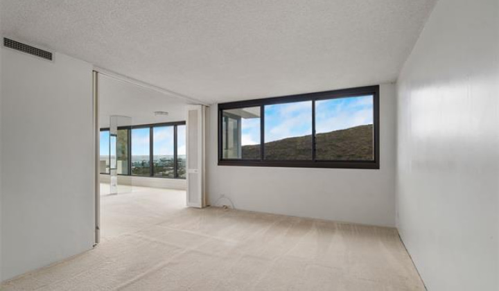 250 Kawaihae Street,Honolulu,Hawaii,96825,2 ベッドルーム ベッドルーム,2 バスルームバスルーム,コンド / タウンハウス,Kawaihae,1,18271856