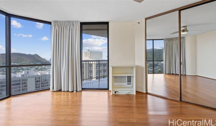 2101 Nuuanu Avenue,Honolulu,Hawaii,96817,3 ベッドルーム ベッドルーム,2 バスルームバスルーム,コンド / タウンハウス,Nuuanu,23,18272040