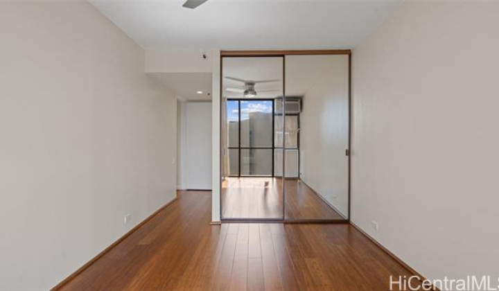 2101 Nuuanu Avenue,Honolulu,Hawaii,96817,3 ベッドルーム ベッドルーム,2 バスルームバスルーム,コンド / タウンハウス,Nuuanu,23,18272040