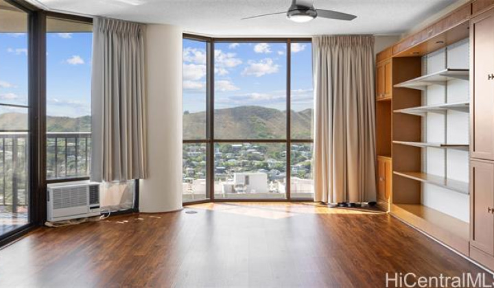 2101 Nuuanu Avenue,Honolulu,Hawaii,96817,3 ベッドルーム ベッドルーム,2 バスルームバスルーム,コンド / タウンハウス,Nuuanu,23,18272040