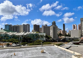 1655 Makaloa Street,Honolulu,Hawaii,96814,1 Bedroom Bedrooms,1 BathroomBathrooms,Condo/Townhouse,Makaloa,10,18272138