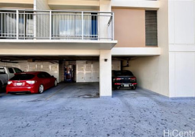 1655 Makaloa Street,Honolulu,Hawaii,96814,1 Bedroom Bedrooms,1 BathroomBathrooms,Condo/Townhouse,Makaloa,10,18272138