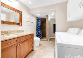 1487 Hiikala Place,Honolulu,Hawaii,96816,4 ベッドルーム ベッドルーム,2 バスルームバスルーム,コンド / タウンハウス,Hiikala,1,18272334