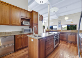 1487 Hiikala Place,Honolulu,Hawaii,96816,4 ベッドルーム ベッドルーム,2 バスルームバスルーム,コンド / タウンハウス,Hiikala,1,18272334