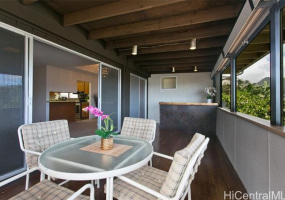 725 Walea Place,Honolulu,Hawaii,96817,4 ベッドルーム ベッドルーム,2 バスルームバスルーム,一戸建て,Walea,18272946