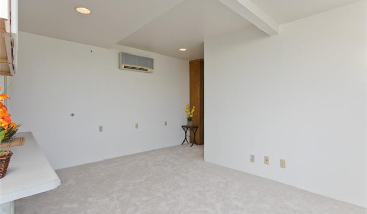 725 Walea Place,Honolulu,Hawaii,96817,4 ベッドルーム ベッドルーム,2 バスルームバスルーム,一戸建て,Walea,18272946