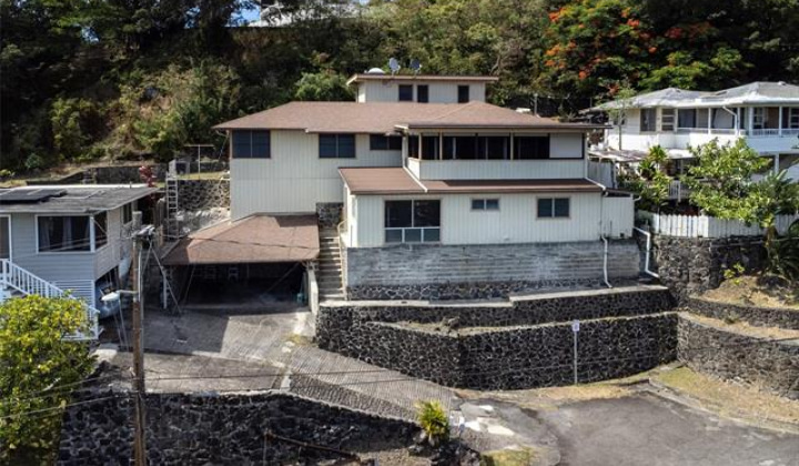 725 Walea Place,Honolulu,Hawaii,96817,4 ベッドルーム ベッドルーム,2 バスルームバスルーム,一戸建て,Walea,18272946