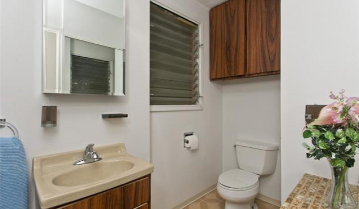 725 Walea Place,Honolulu,Hawaii,96817,4 ベッドルーム ベッドルーム,2 バスルームバスルーム,一戸建て,Walea,18272946