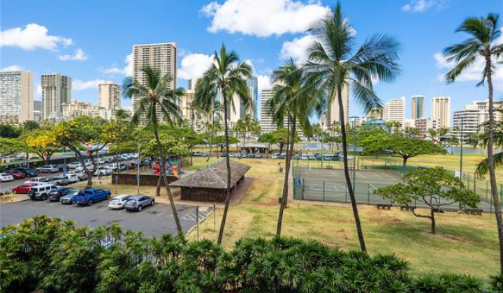 500 大学 Avenue,Honolulu,Hawaii,96826,3 ベッドルーム ベッドルーム,2 バスルームバスルーム,コンド / タウンハウス,University,3,19435991
