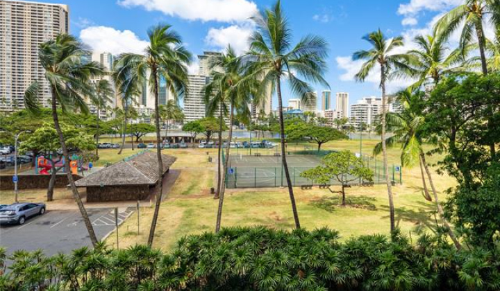 500 大学 Avenue,Honolulu,Hawaii,96826,3 ベッドルーム ベッドルーム,2 バスルームバスルーム,コンド / タウンハウス,University,3,19435991