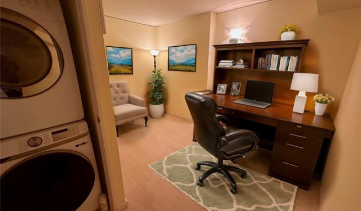 1288 Kapiolani Boulevard,Honolulu,Hawaii,96814,2 Bedrooms Bedrooms,2 BathroomsBathrooms,Condo/Townhouse,Kapiolani,12,18273885