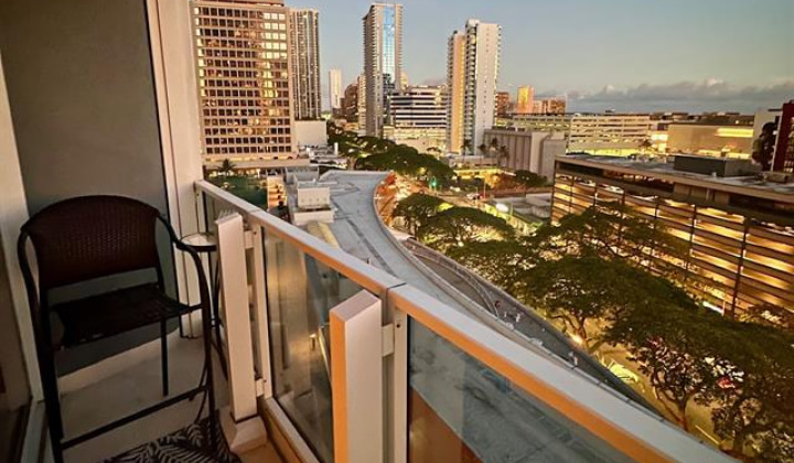 1288 Kapiolani Boulevard,Honolulu,Hawaii,96814,2 Bedrooms Bedrooms,2 BathroomsBathrooms,Condo/Townhouse,Kapiolani,12,18273885