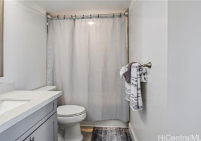 1860 Ala Moana Boulevard,Honolulu,Hawaii,96815,2 ベッドルーム ベッドルーム,2 バスルームバスルーム,コンド / タウンハウス,Ala Moana,12,18274446