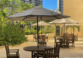 1860 Ala Moana Boulevard,Honolulu,Hawaii,96815,2 ベッドルーム ベッドルーム,2 バスルームバスルーム,コンド / タウンハウス,Ala Moana,12,18274446