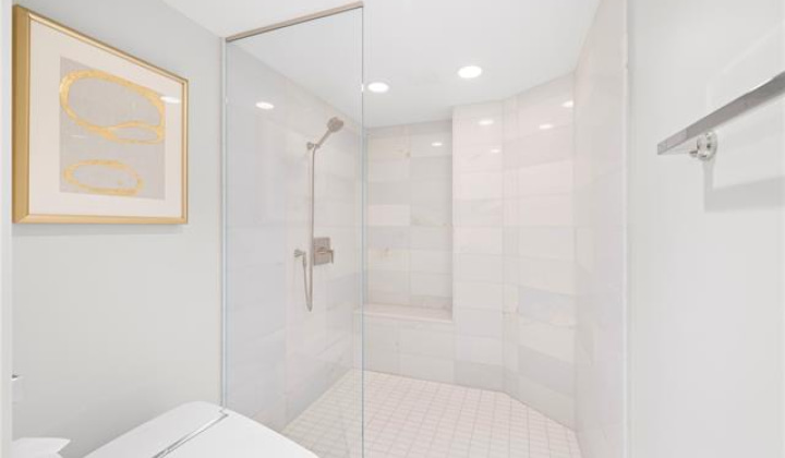 2139 Kuhio Avenue,Honolulu,Hawaii,96815,2 Bedrooms Bedrooms,2 BathroomsBathrooms,Condo/Townhouse,Kuhio,26,18274468