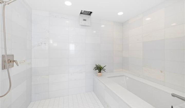 2139 Kuhio Avenue,Honolulu,Hawaii,96815,2 Bedrooms Bedrooms,2 BathroomsBathrooms,Condo/Townhouse,Kuhio,26,18274468