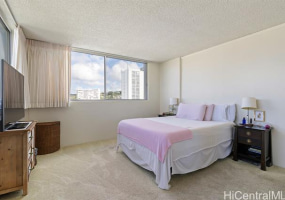1710 Punahou Street,Honolulu,Hawaii,96822,1 ベッドルーム ベッドルーム,1 バスルームバスルーム,コンド / タウンハウス,Punahou,9,18274953