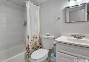 223 Saratoga Road,Honolulu,Hawaii,96815,1 Bedroom Bedrooms,1 BathroomBathrooms,Condo/Townhouse,Saratoga,20,17853656