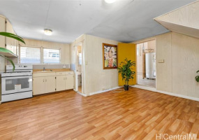 2429 N 学校 Street,Honolulu,Hawaii,96819,17 ベッドルーム ベッドルーム,6 バスルームバスルーム,一戸建て,School,18275972