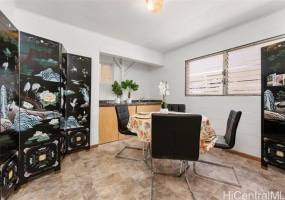 2429 N 学校 Street,Honolulu,Hawaii,96819,17 ベッドルーム ベッドルーム,6 バスルームバスルーム,一戸建て,School,18275972