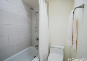 1571 Piikoi Street,Honolulu,Hawaii,96822,2 Bedrooms Bedrooms,1 BathroomBathrooms,Condo/Townhouse,Piikoi,7,18731554