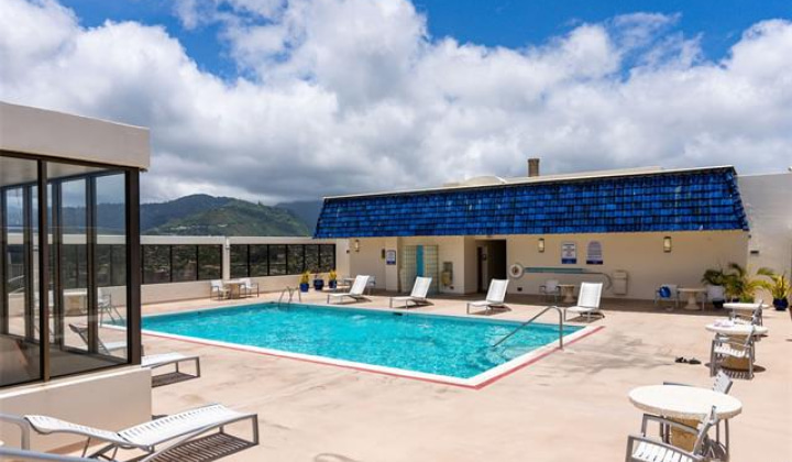 400 Hobron Lane,Honolulu,Hawaii,96815,1 Bedroom Bedrooms,1 BathroomBathrooms,Condo/Townhouse,Hobron,22,19447442