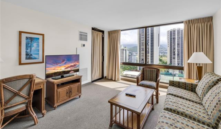 229 Paoakalani Avenue,Honolulu,Hawaii,96815,1 Bedroom Bedrooms,1 BathroomBathrooms,Condo/Townhouse,Paoakalani,14,18276078