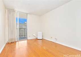 2452 Tusitala Street,Honolulu,Hawaii,96815,2 ベッドルーム ベッドルーム,1 バスルームバスルーム,コンド / タウンハウス,Tusitala,17,18276157