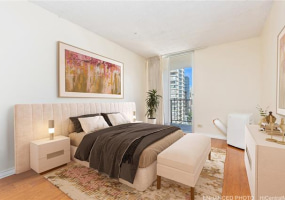2452 Tusitala Street,Honolulu,Hawaii,96815,2 ベッドルーム ベッドルーム,1 バスルームバスルーム,コンド / タウンハウス,Tusitala,17,18276157