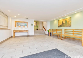 2452 Tusitala Street,Honolulu,Hawaii,96815,2 ベッドルーム ベッドルーム,1 バスルームバスルーム,コンド / タウンハウス,Tusitala,17,18276157