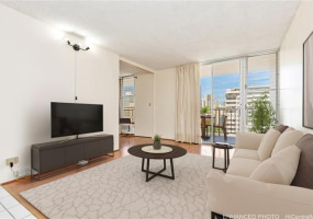 2452 Tusitala Street,Honolulu,Hawaii,96815,2 ベッドルーム ベッドルーム,1 バスルームバスルーム,コンド / タウンハウス,Tusitala,17,18276157