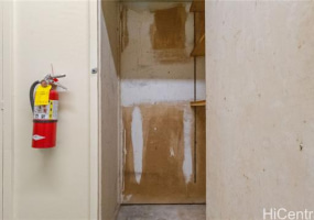 2937 Kalakaua Avenue,Honolulu,Hawaii,96815,1 Bedroom Bedrooms,1 BathroomBathrooms,Condo/Townhouse,Kalakaua,4,18277112