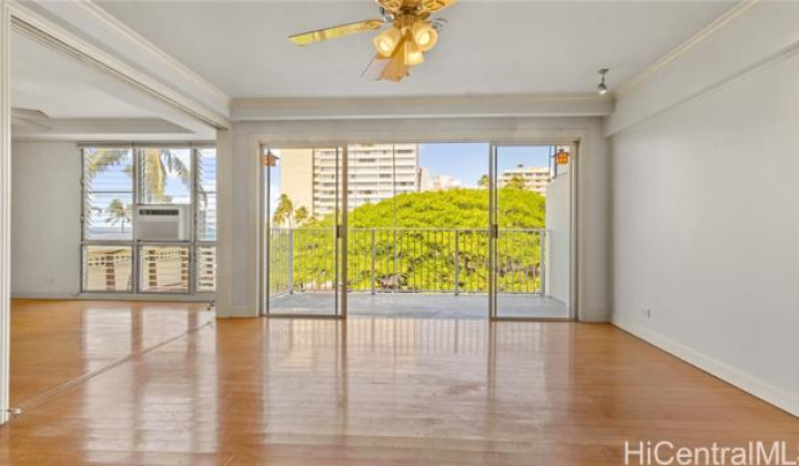 2937 Kalakaua Avenue,Honolulu,Hawaii,96815,1 Bedroom Bedrooms,1 BathroomBathrooms,Condo/Townhouse,Kalakaua,4,18277112