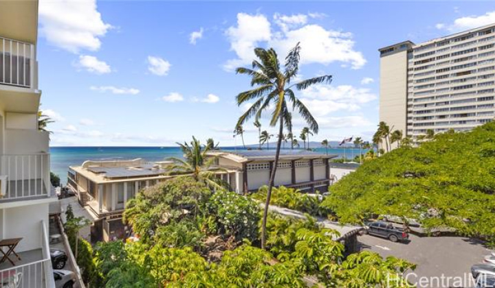 2937 Kalakaua Avenue,Honolulu,Hawaii,96815,1 Bedroom Bedrooms,1 BathroomBathrooms,Condo/Townhouse,Kalakaua,4,18277112