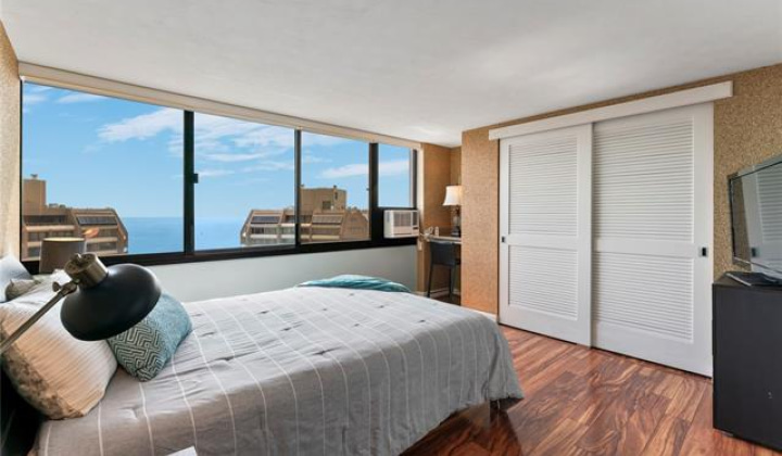 343 Hobron Lane,Honolulu,Hawaii,96815,2 Bedrooms Bedrooms,2 BathroomsBathrooms,Condo/Townhouse,Hobron,44,18277541