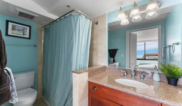 343 Hobron Lane,Honolulu,Hawaii,96815,2 Bedrooms Bedrooms,2 BathroomsBathrooms,Condo/Townhouse,Hobron,44,18277541