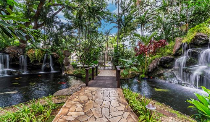 343 Hobron Lane,Honolulu,Hawaii,96815,2 Bedrooms Bedrooms,2 BathroomsBathrooms,Condo/Townhouse,Hobron,44,18277541